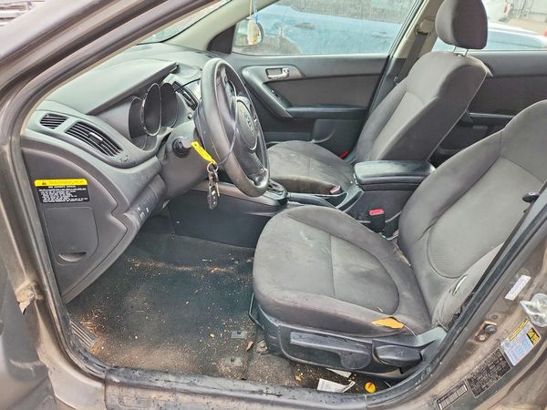 2013 KIA FORTE EX