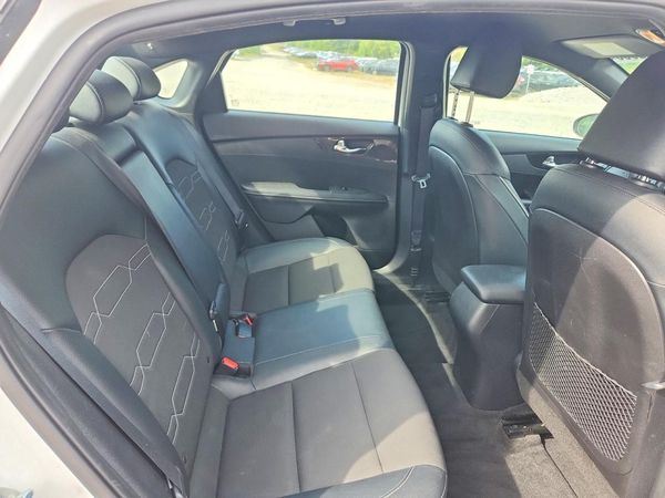 2021 KIA FORTE GT Line