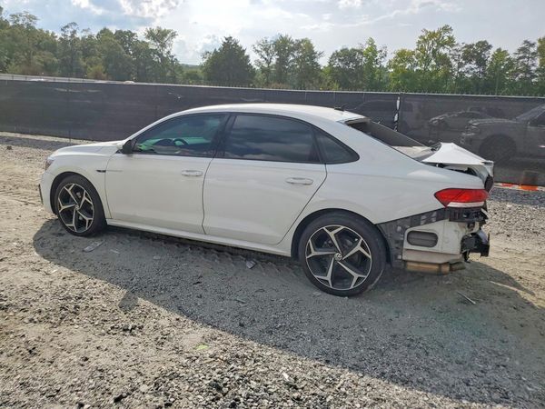 2020 VOLKSWAGEN PASSAT R-Line