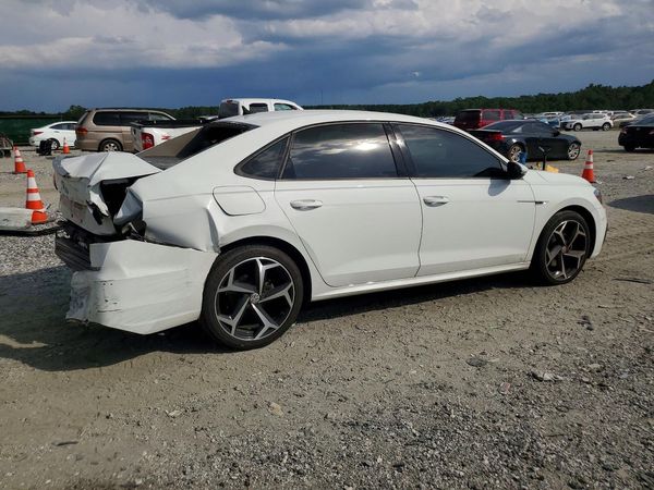 2020 VOLKSWAGEN PASSAT R-Line