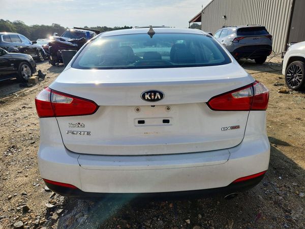 2014 KIA FORTE