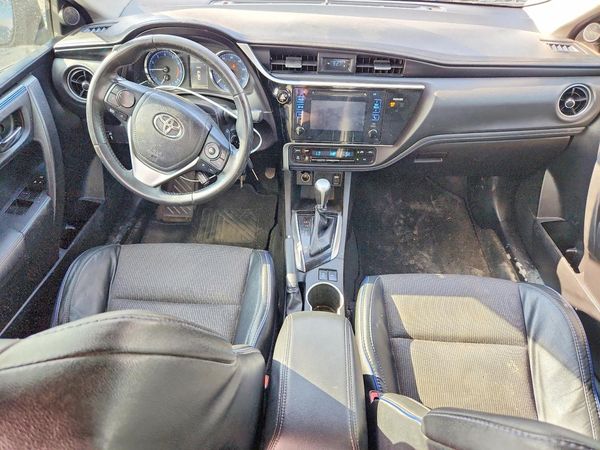 2017 TOYOTA COROLLA