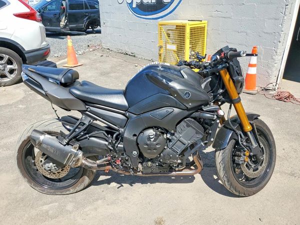 2012 YAMAHA FZ8