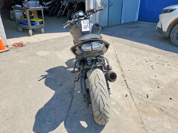 2012 YAMAHA FZ8