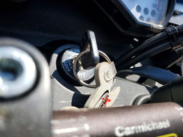 2012 YAMAHA FZ8