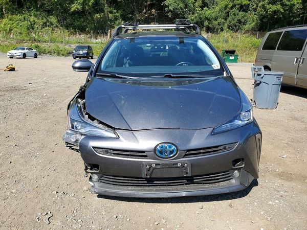 2022 TOYOTA PRIUS