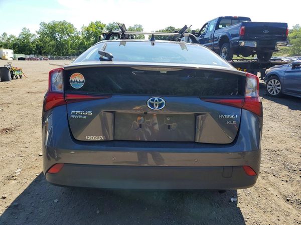 2022 TOYOTA PRIUS