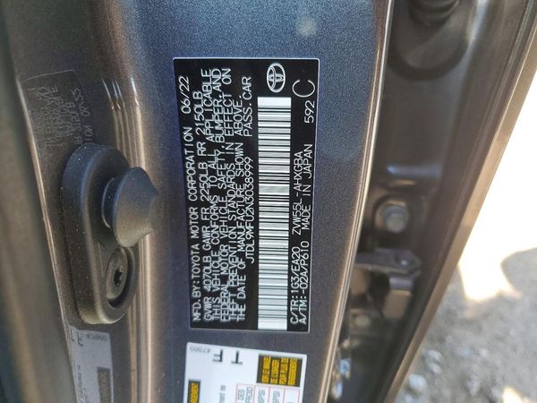 2022 TOYOTA PRIUS