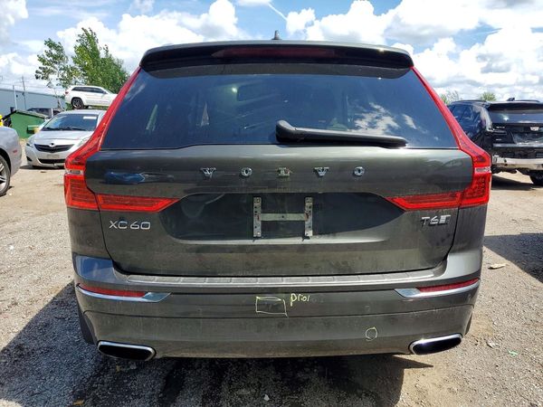 2020 VOLVO XC60
