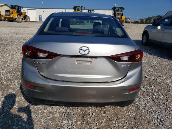 2016 MAZDA 3