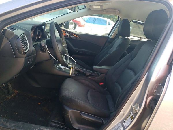 2016 MAZDA 3