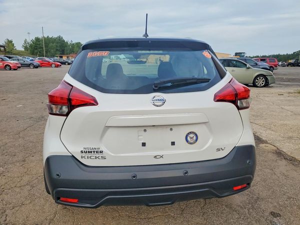 2020 NISSAN KICKS