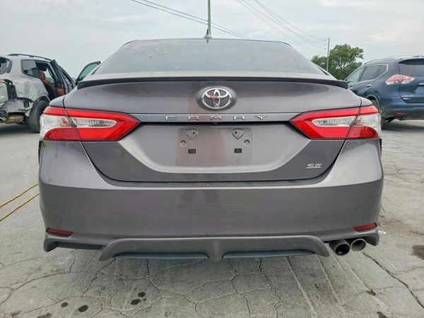 2019 TOYOTA CAMRY