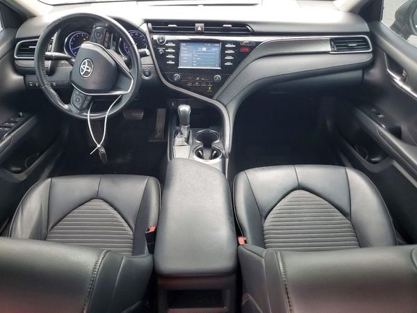 2019 TOYOTA CAMRY