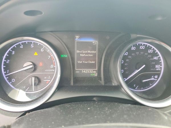 2019 TOYOTA CAMRY