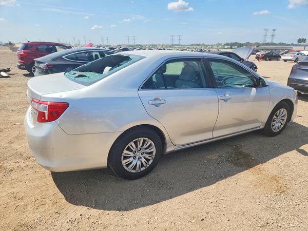 2013 TOYOTA CAMRY