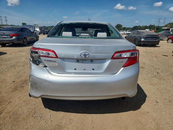 2013 TOYOTA CAMRY