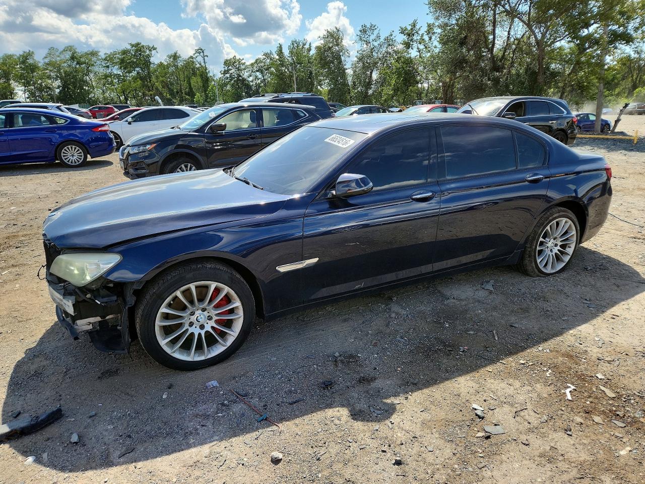 2015 BMW 740