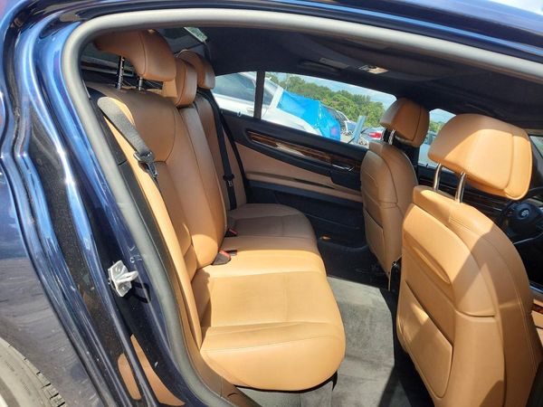 2015 BMW 740