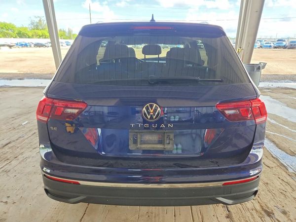 2022 VOLKSWAGEN TIGUAN SE