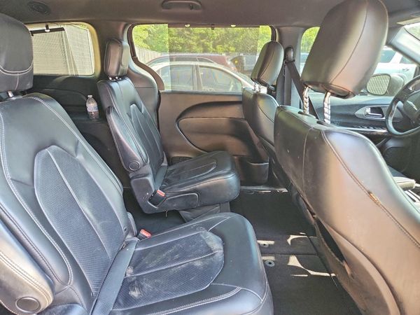 2019 CHRYSLER PACIFICA Touring L — PSRS