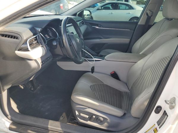 2018 TOYOTA CAMRY