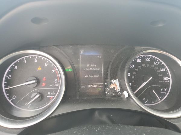 2018 TOYOTA CAMRY
