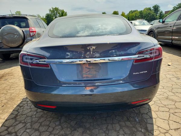 2021 TESLA MODEL S