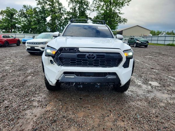 2025 TOYOTA TACOMA