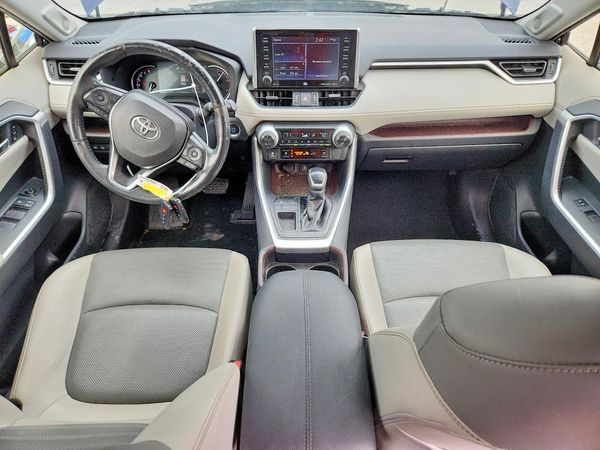 2020 TOYOTA RAV4 Limited