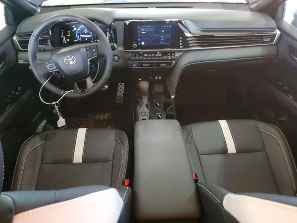 2026 TOYOTA CAMRY