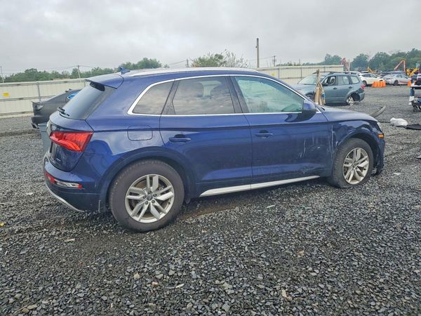 2020 AUDI Q5 quattro Premium