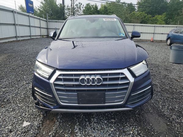 2020 AUDI Q5 quattro Premium