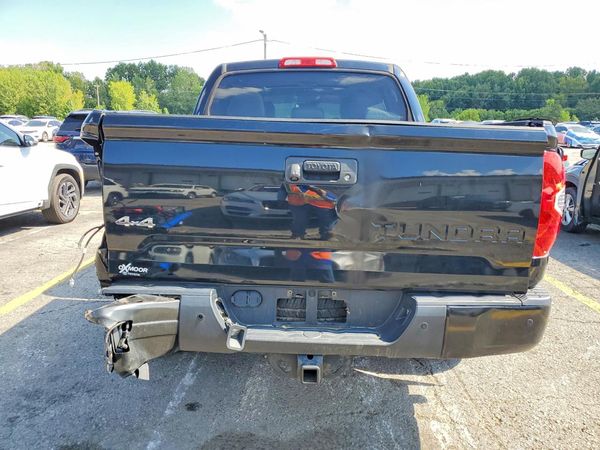 2018 TOYOTA TUNDRA Limited