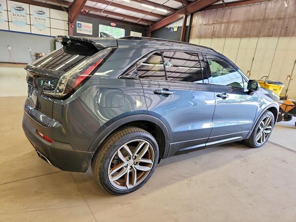 2019 CADILLAC XT4 Sport