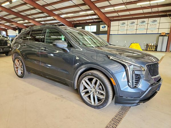 2019 CADILLAC XT4 Sport