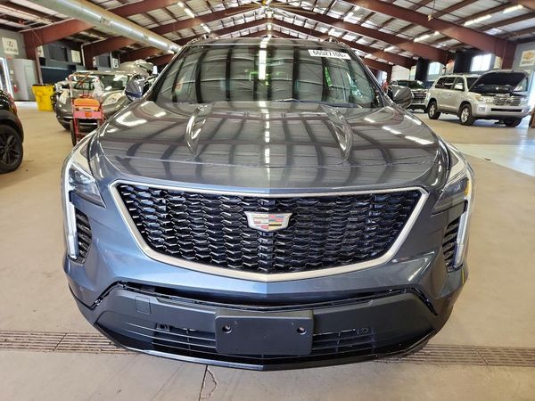 2019 CADILLAC XT4 Sport