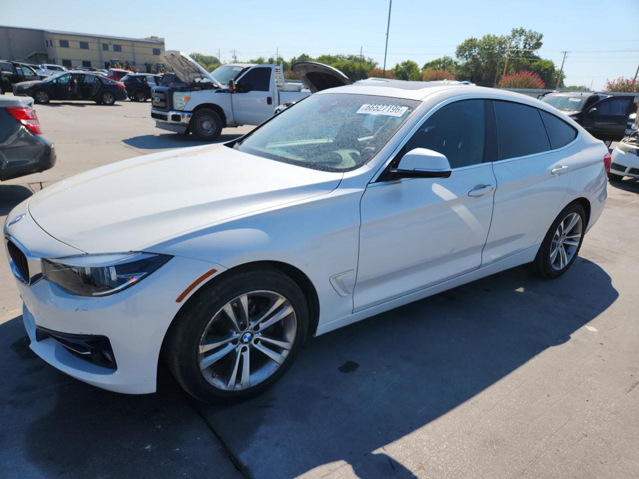 2018 BMW 330