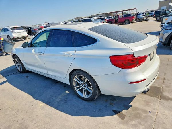 2018 BMW 330