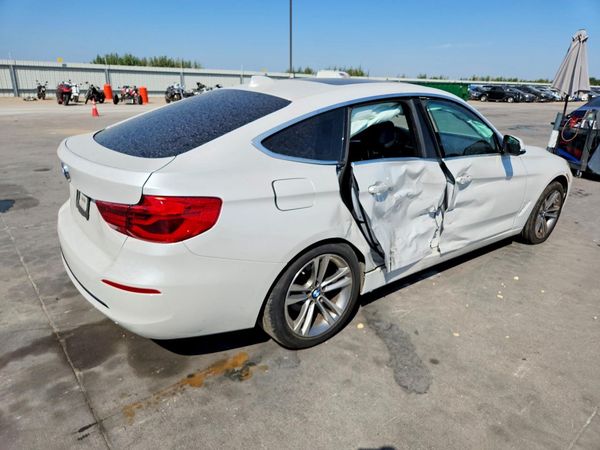2018 BMW 330