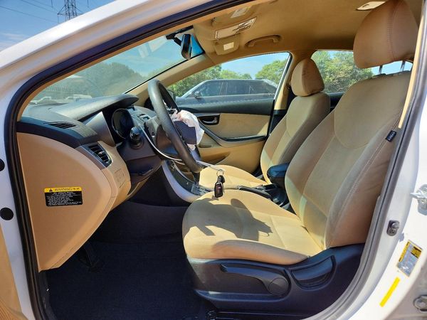 2013 HYUNDAI ELANTRA