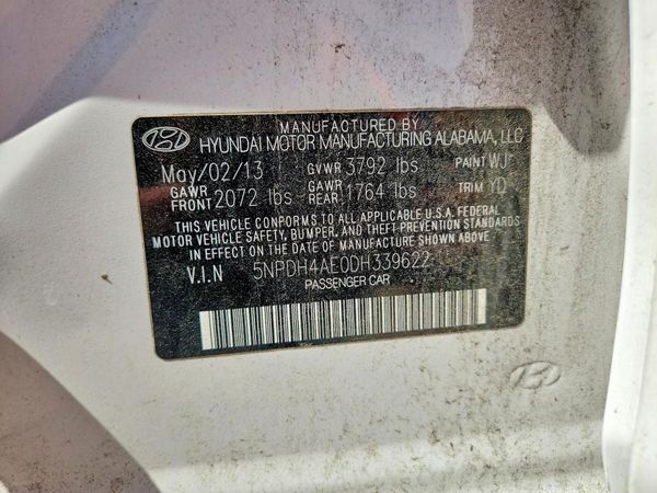 2013 HYUNDAI ELANTRA