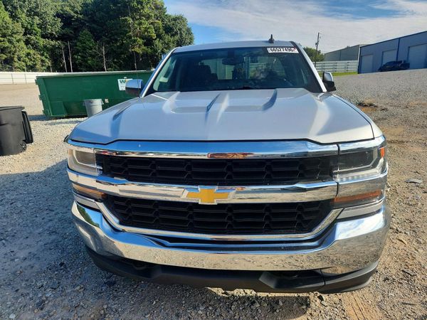 2018 CHEVROLET SILVERADO LT