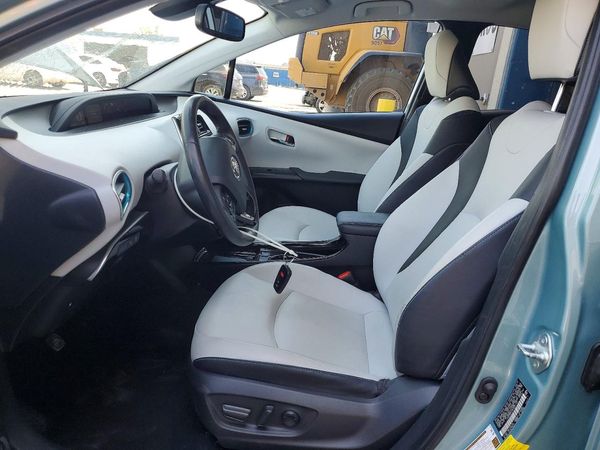 2019 TOYOTA PRIUS L/LE/XLE/LTD.
