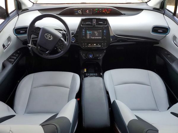 2019 TOYOTA PRIUS L/LE/XLE/LTD.