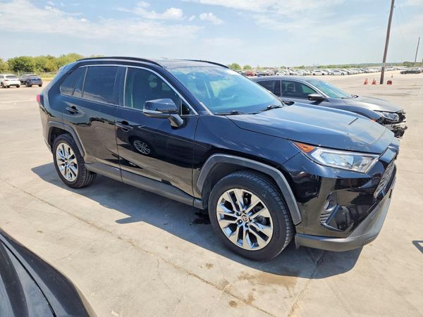 2020 TOYOTA RAV4