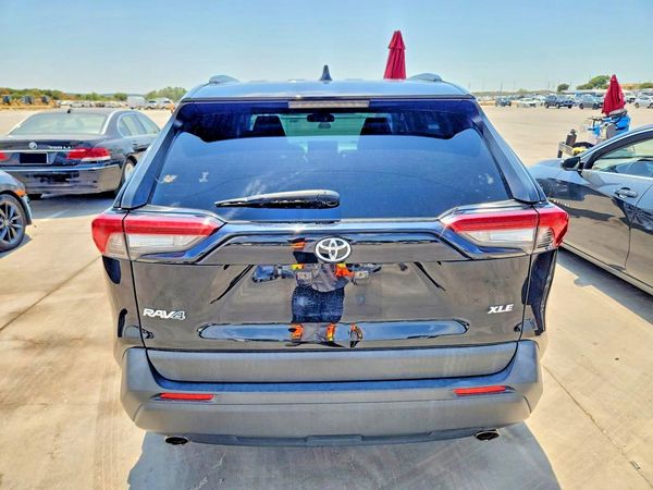 2020 TOYOTA RAV4