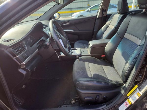 2014 TOYOTA CAMRY