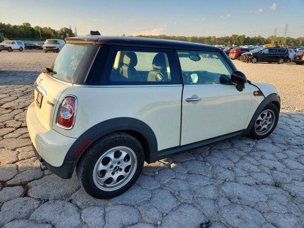 2013 MINI COOPER