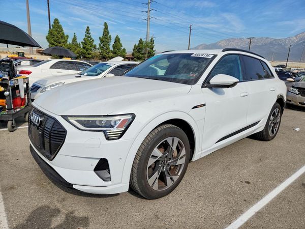2021 AUDI E-TRON quattro Premium